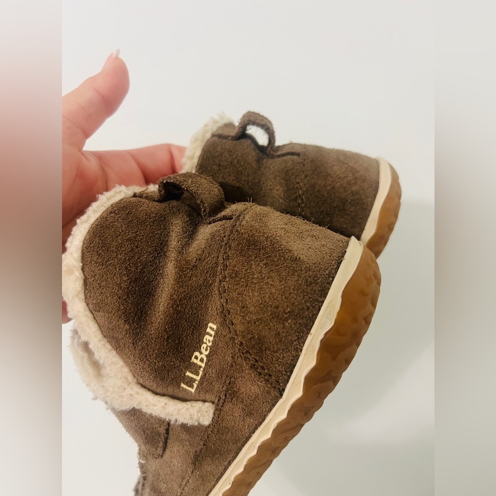 L.L. Bean Women's Size 7 Brown Suede Shearling-Lined Slipper Boots - Picture 9 of 11